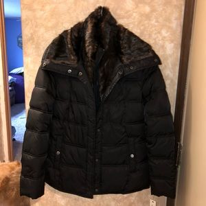 Kenneth Cole button up  coat 🧥